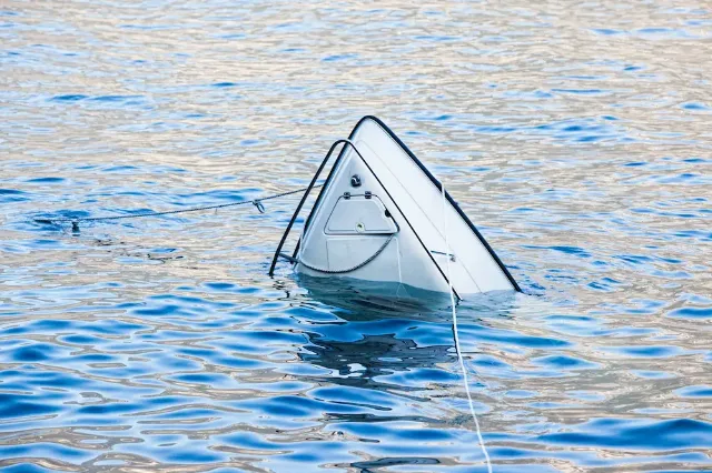 Agua en la sentina